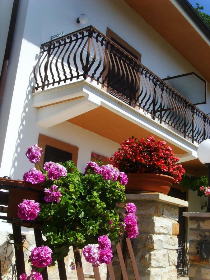 Bed and Breakfast Casa Lieta Субьяко Экстерьер фото